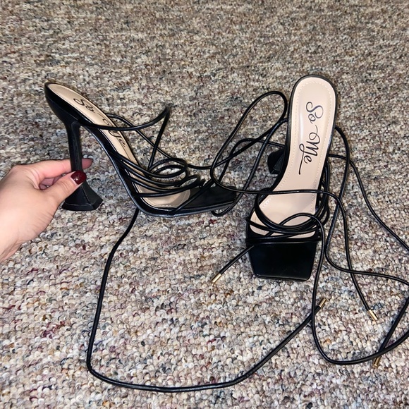 Heels - Picture 3 of 12